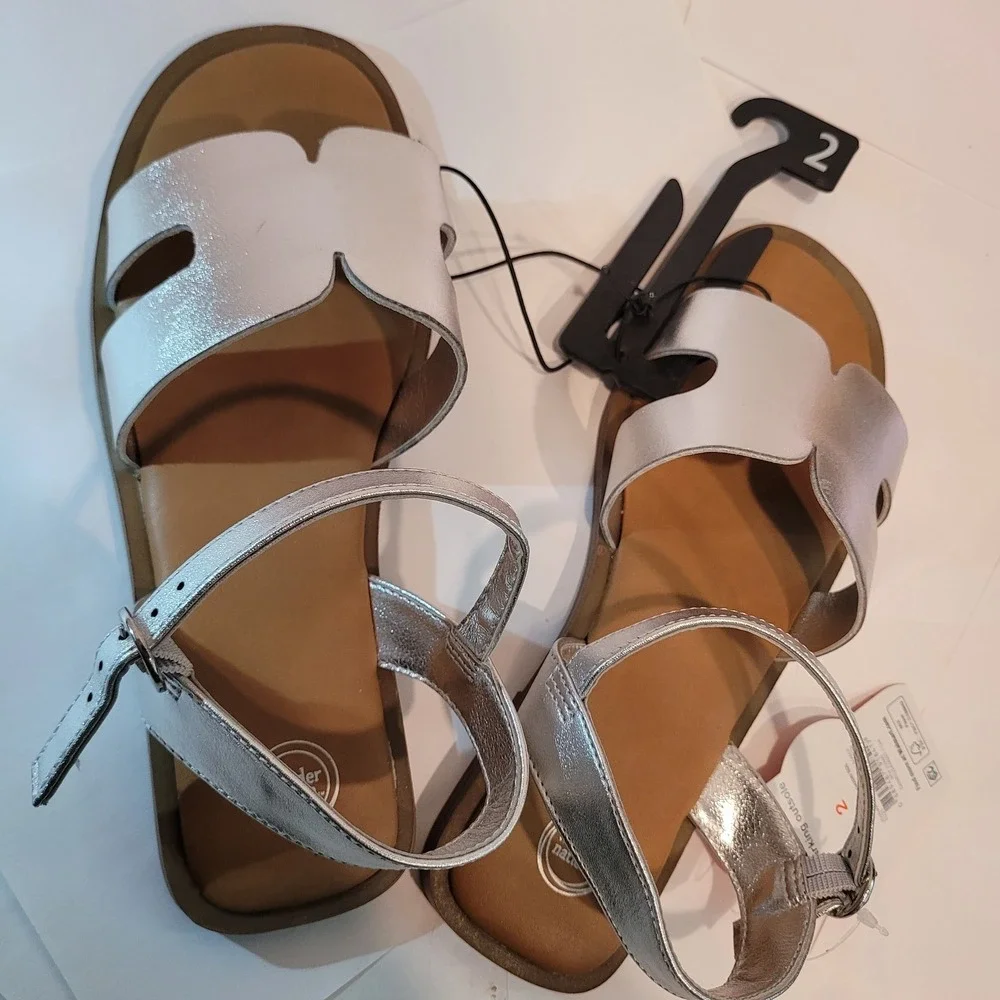 Wonder Nation Girls' US Size 2 Silver Metallic Ankle Strap Flat Sandals New Tags